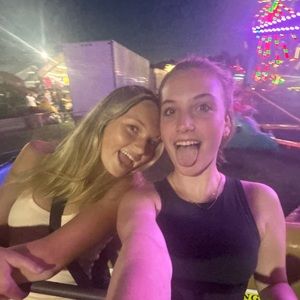 Meet your Posher, Mia